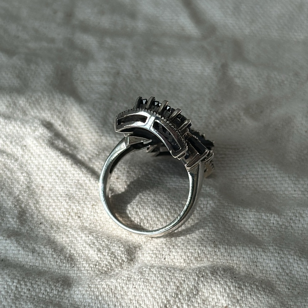 Black Spinel Ring Sz 8 - Picture 5 of 8